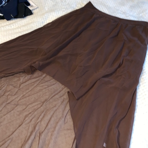 Women’s Lumiere hi low skirt - Picture 2 of 8